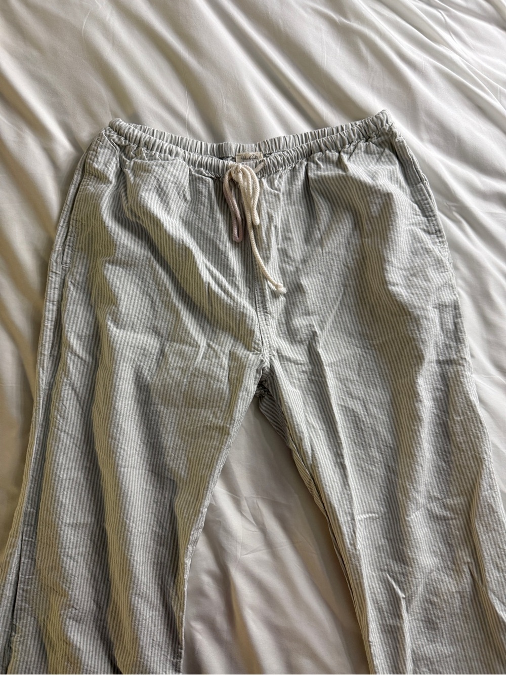 Brandy Melville Anastasia tie Linen style pants pale green striped